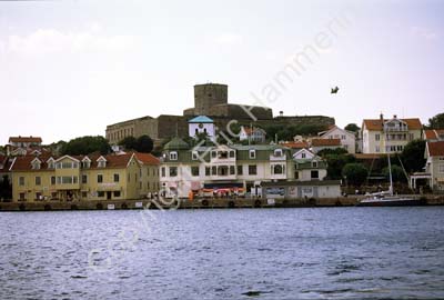 Marstrand vy med fästningen 961601