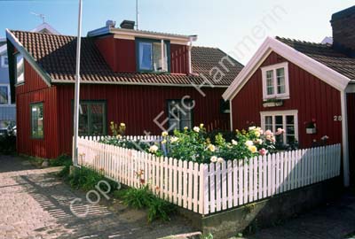 Mollösund hus gata samhälle 971325