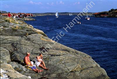 Mollösund sundet folk båtar 971420