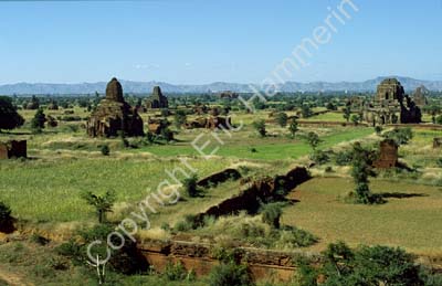 View over Pagan 867511