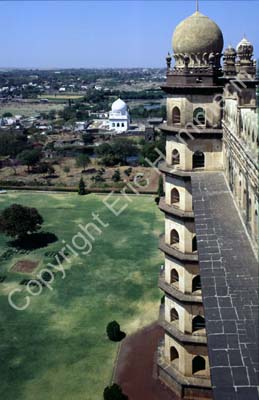 Golgumbaz  Bijapur 855023