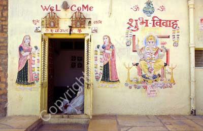 Decorated house in Jaisalmer 857609