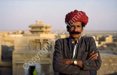 Man in red turban Jaisalmer 863630