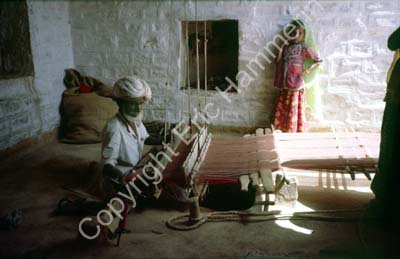 Man weaving Jaisalmer 856609