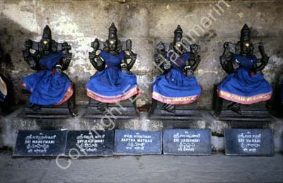 Deities in temple Kanchipuram 858034