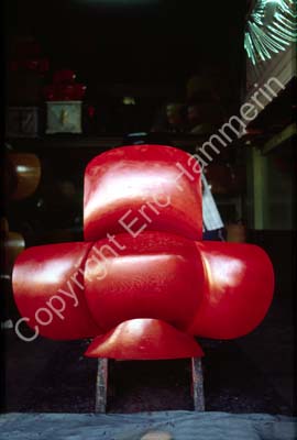 Buddhist coffin 850809