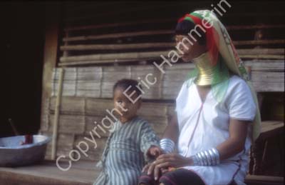 Padong woman with child longnecked 8610204
