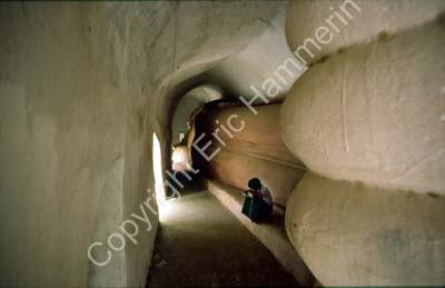Manuha temple Buddha 852203
