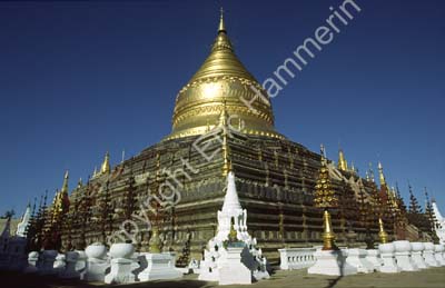 Shwezigon pagoda 867214