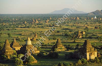 View over Pagan 867307