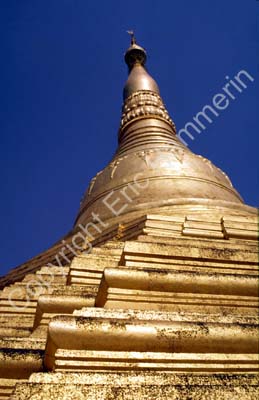Central stupa Schwedagon 852632