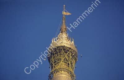 Central stupa Schwedagon 868716