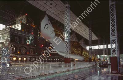 Reclining Buddha at Schwedagon 868609