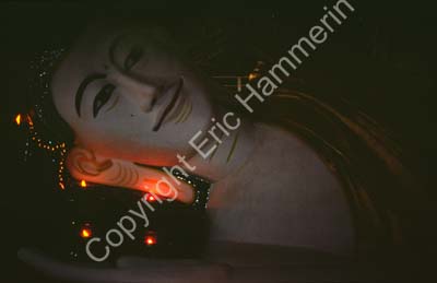 Reclining Buddha at Schwedagon 868615