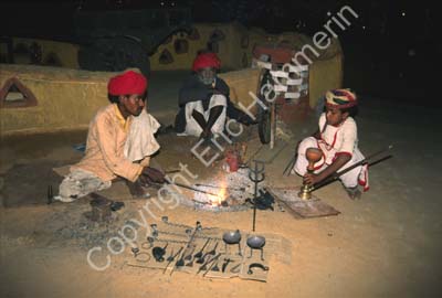 Showing  a smith's job Rajasthan 004942