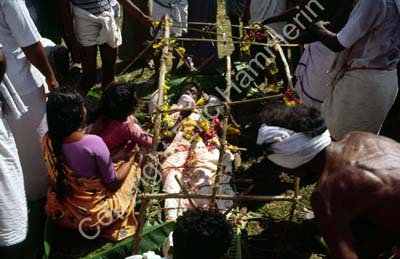 Funeral preparations Kanchipuram 854208