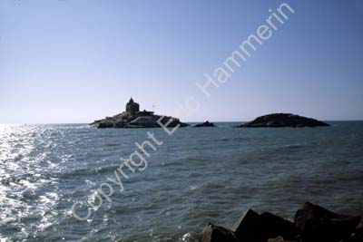 Vivekananda memorial Kanyakumari Cape Comorin 826408