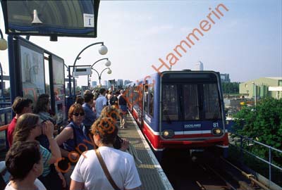 981603