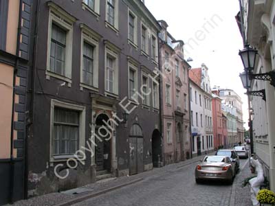 R040918 (22)