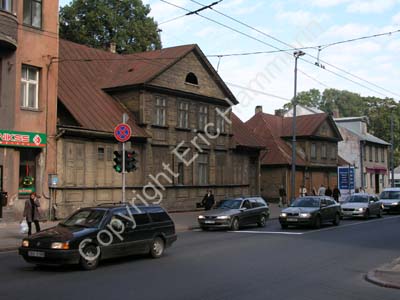 R040921 (9)