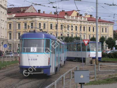 R040923 (12)