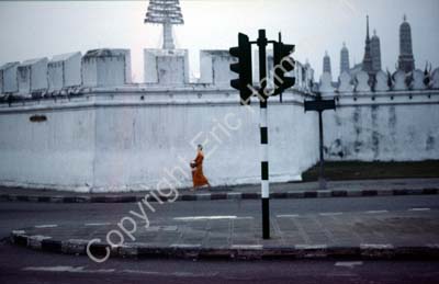 Wat Phra Keo monk by wall 850909