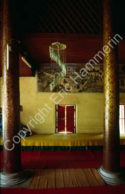 Temple interior 8723104