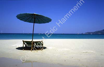 Umbrella chairs beach blue 8721401